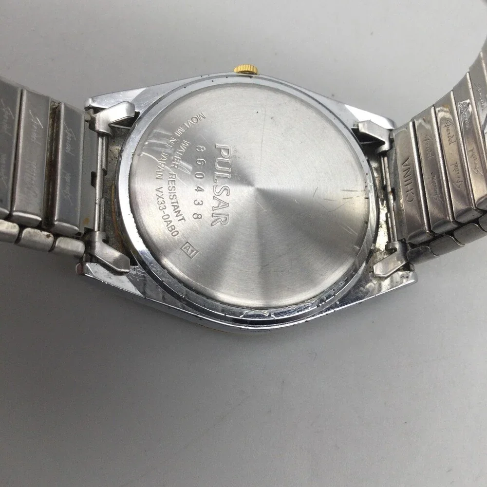 Pulsar Mens Watch 35mm Silver Gold Two Tone VX33-0AB0 Day Date New Battery